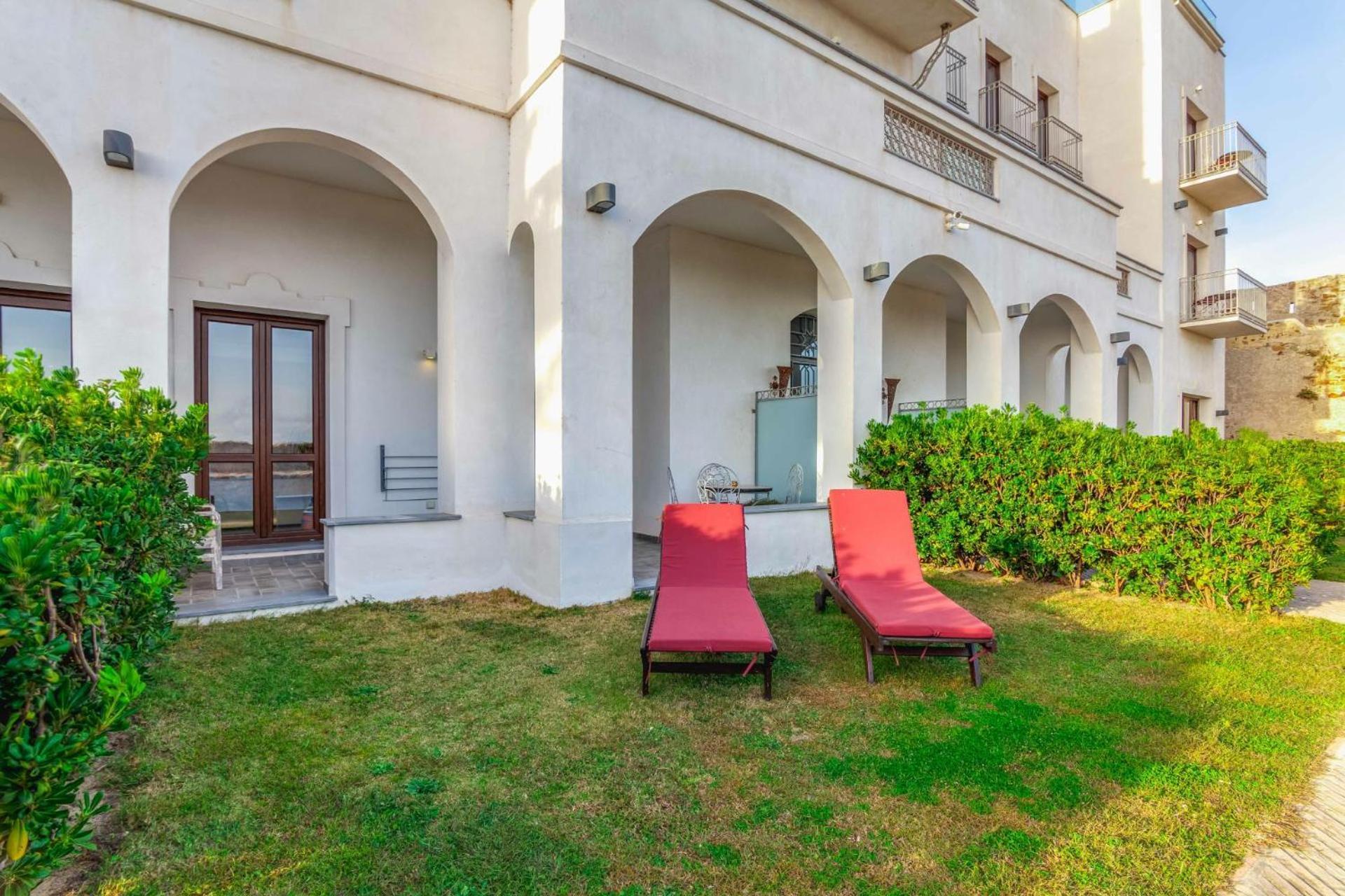 Apartamentos La Residencia Тарифа Экстерьер фото
