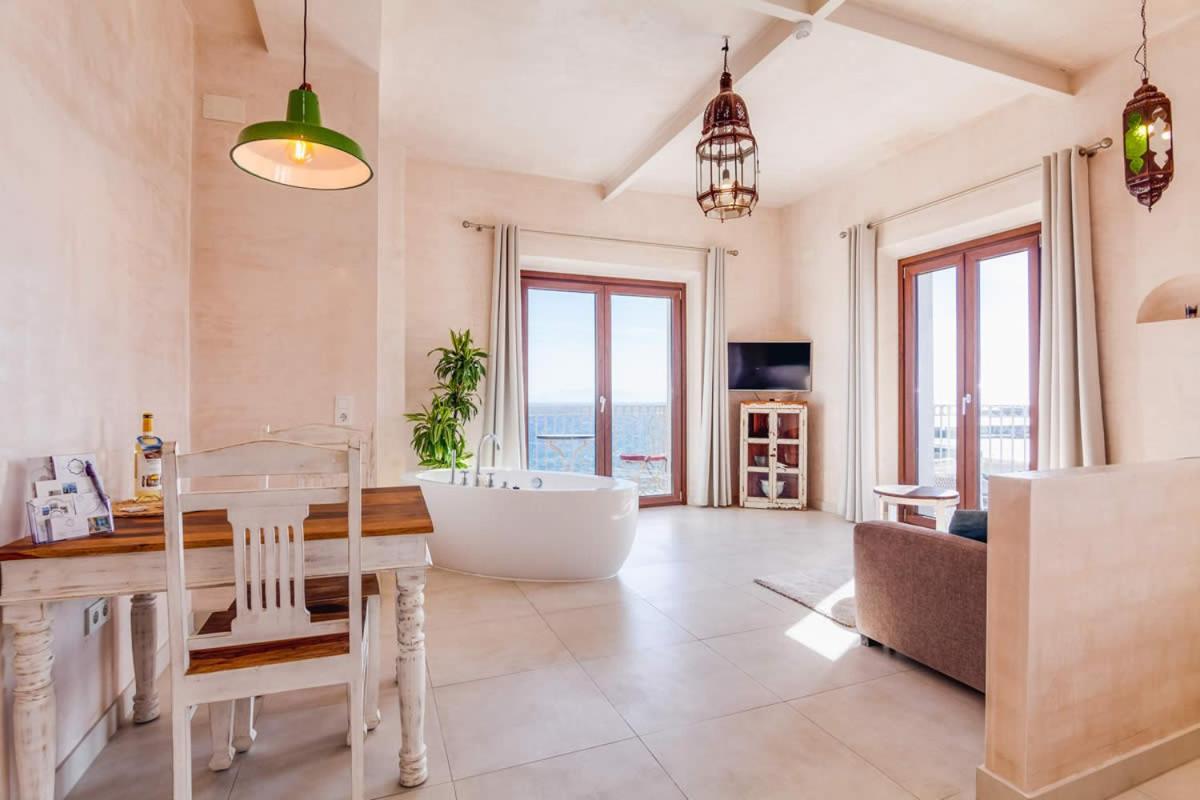 Apartamentos La Residencia Тарифа Экстерьер фото